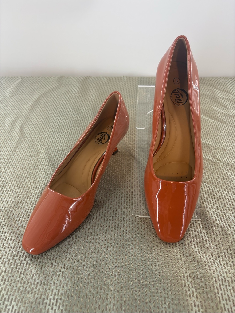 Trary Better Moves Orange Patent Square Toe Kitten Heel Dress Pumps Size 8